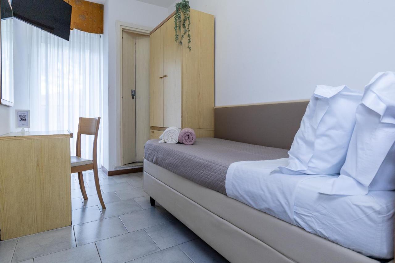 Hotel Alfonsina ريتشيوني المظهر الخارجي الصورة
